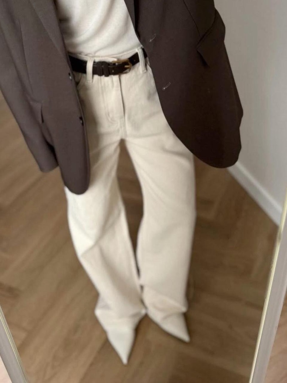 Zara White Cream Barrel Leg Jeans